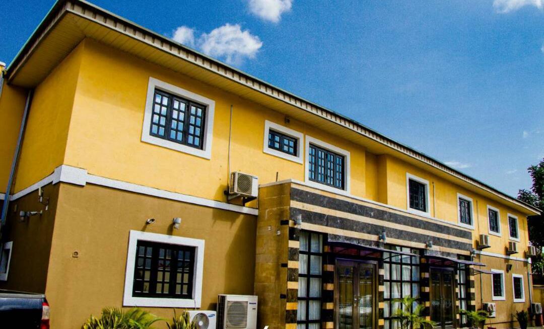 Suru Express Hotel Gra Lagos Dış mekan fotoğraf
