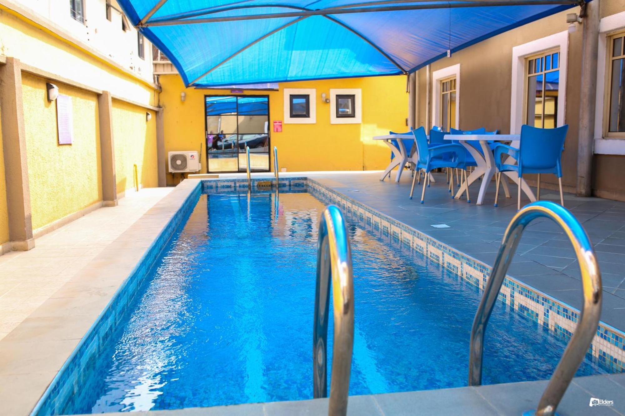 Suru Express Hotel Gra Lagos Dış mekan fotoğraf
