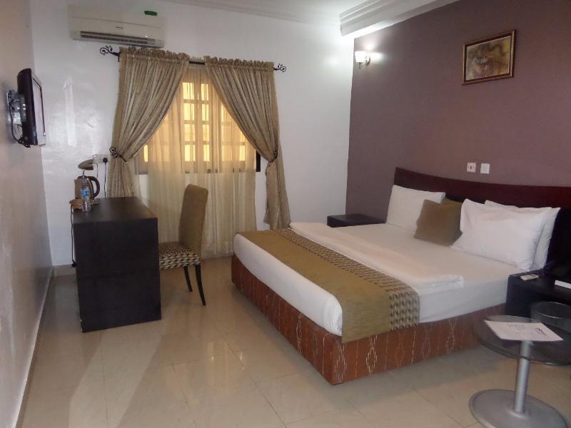 Suru Express Hotel Gra Lagos Dış mekan fotoğraf