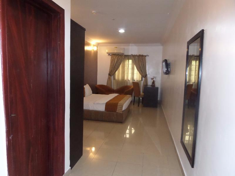 Suru Express Hotel Gra Lagos Dış mekan fotoğraf