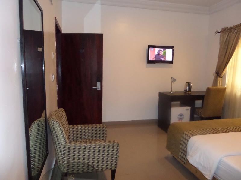 Suru Express Hotel Gra Lagos Dış mekan fotoğraf